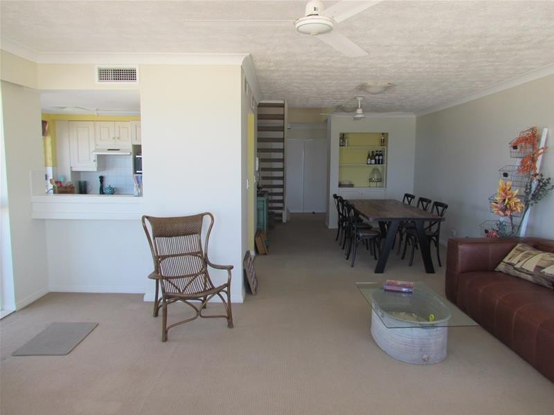 25/4 Twenty Fifth Avenue, Palm Beach QLD 4221