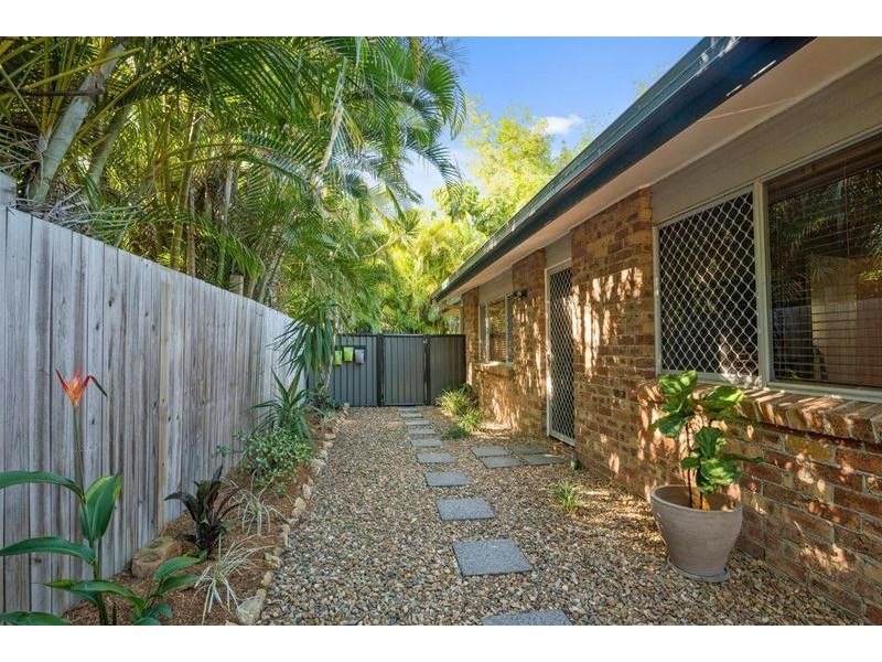 1/55 Leyte Avenue, Palm Beach QLD 4221