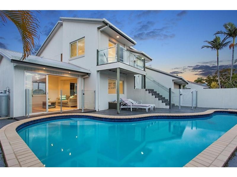 26 Doubleview Drive, Elanora QLD 4221