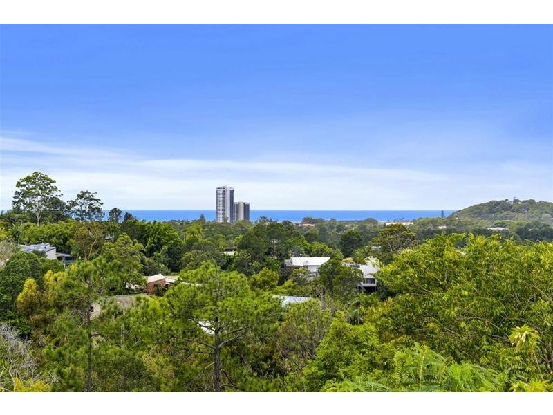 26 Doubleview Drive, Elanora QLD 4221