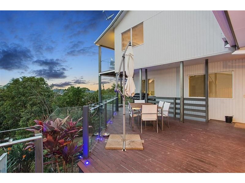 26 Doubleview Drive, Elanora QLD 4221