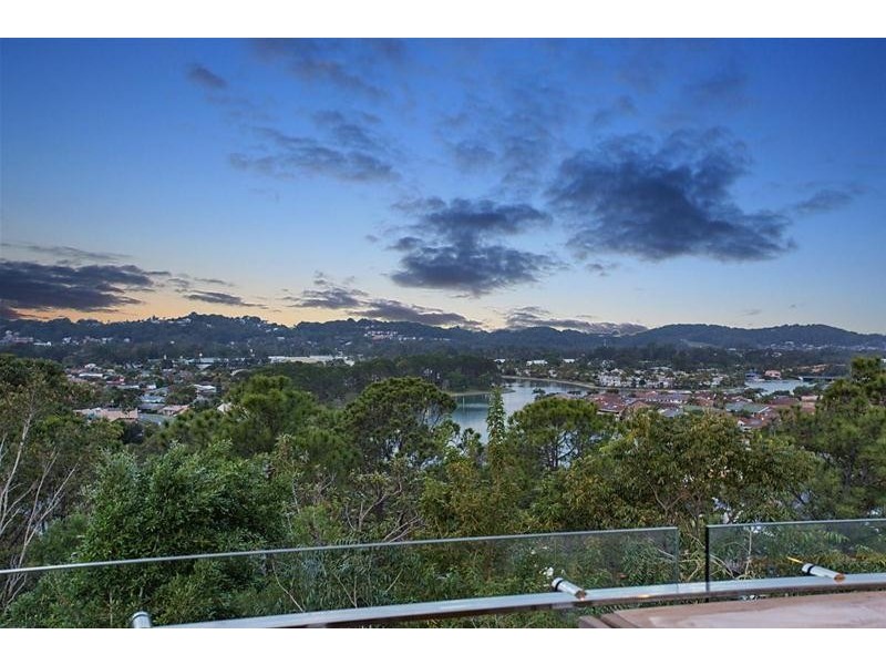 26 Doubleview Drive, Elanora QLD 4221