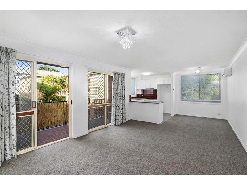 22/1 Rolan Court, Palm Beach QLD 4221