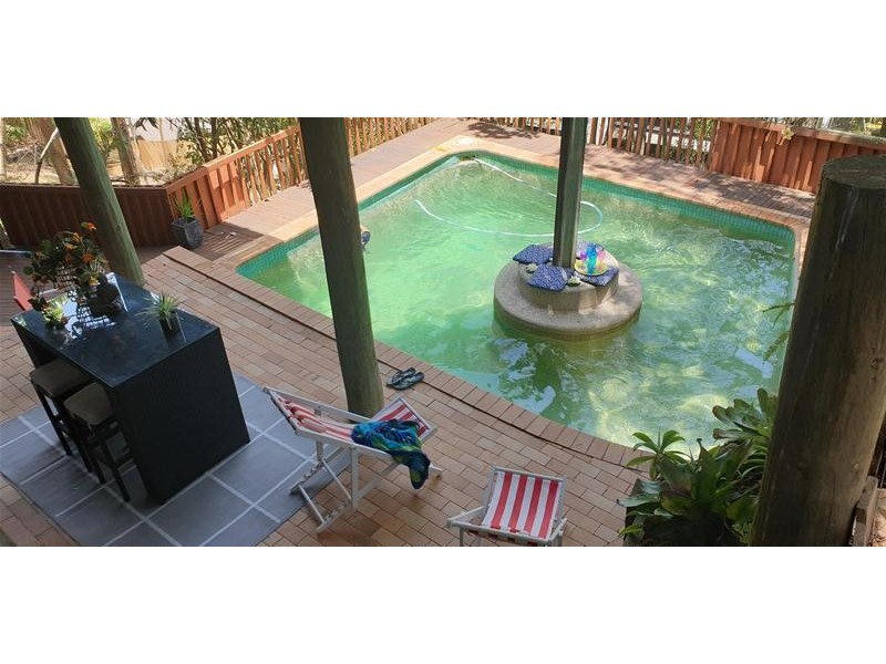 5 Doubleview Drive, Elanora QLD 4221