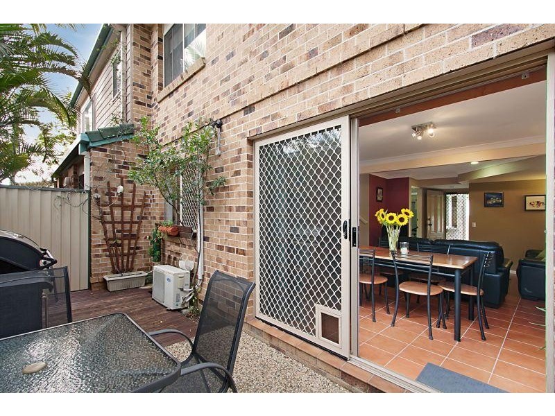 2/14 Twenty Sixth Avenue, Palm Beach QLD 4221