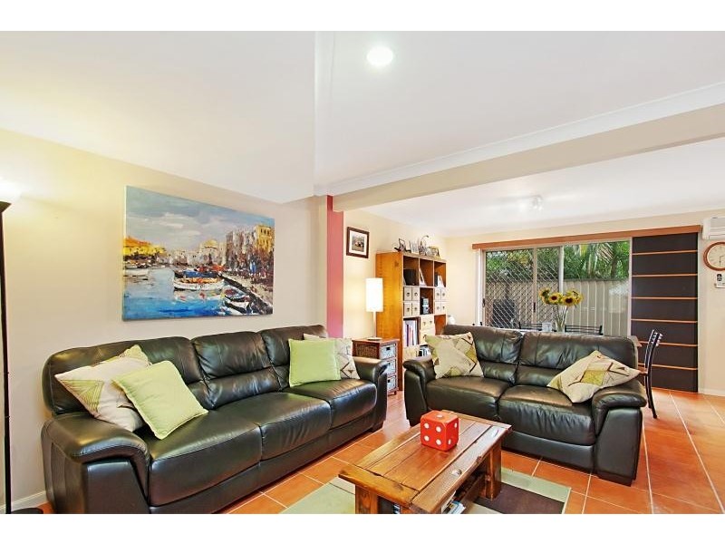 2/14 Twenty Sixth Avenue, Palm Beach QLD 4221