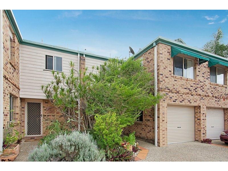 2/14 Twenty Sixth Avenue, Palm Beach QLD 4221