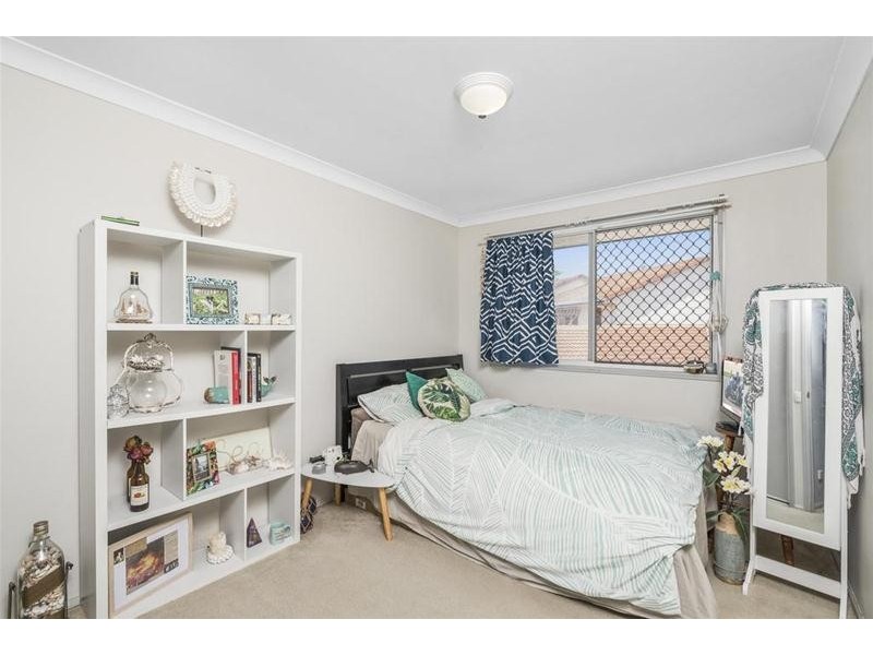 4/15 Cupania Place, Elanora QLD 4221