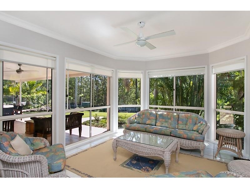 11 Forest Court, Elanora QLD 4221