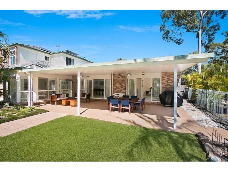 11 Forest Court, Elanora QLD 4221