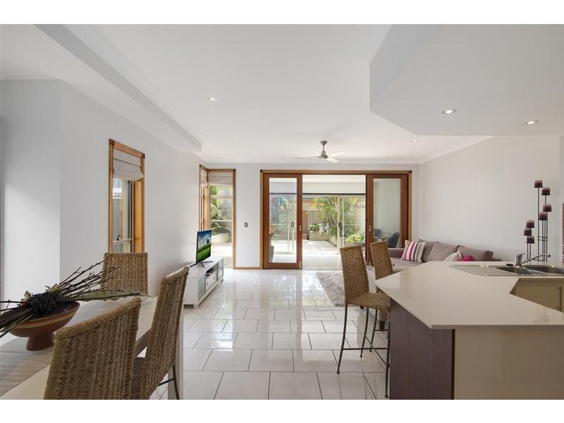 1/22 Bali Avenue, Palm Beach QLD 4221