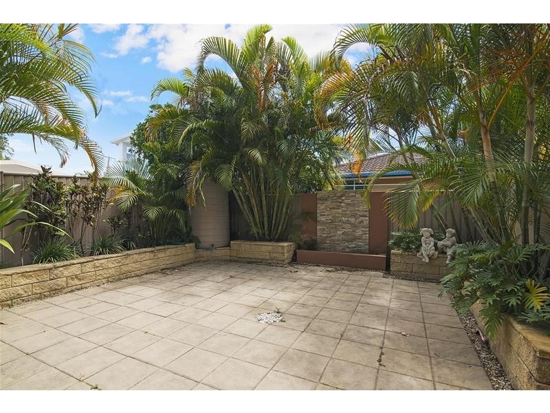1/22 Bali Avenue, Palm Beach QLD 4221