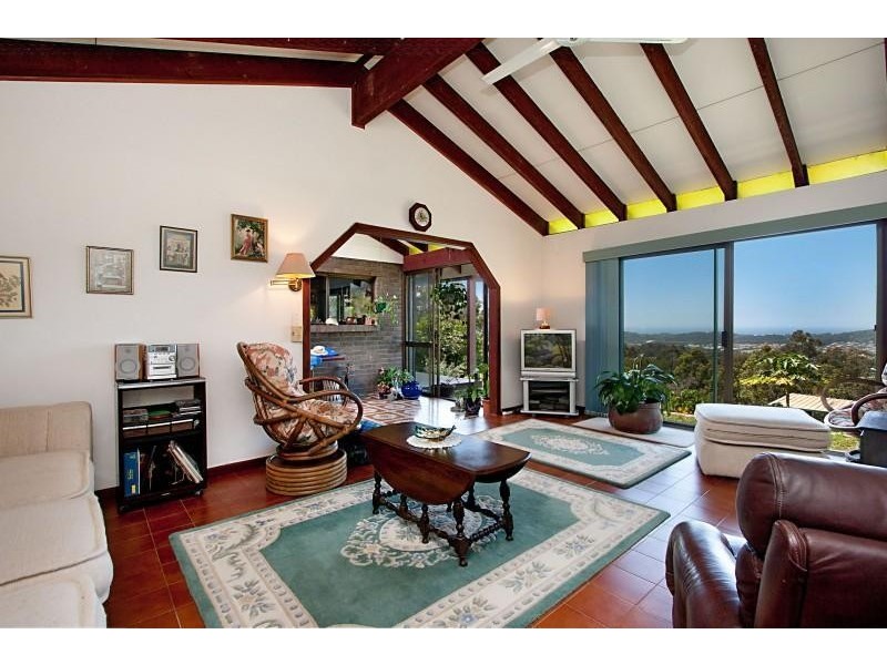 210 Simpsons Road, Currumbin Waters QLD 4223