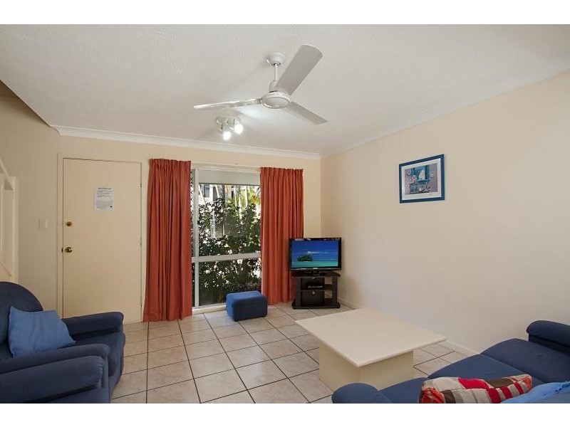 142/2 Coolgardie Street, Elanora QLD 4221