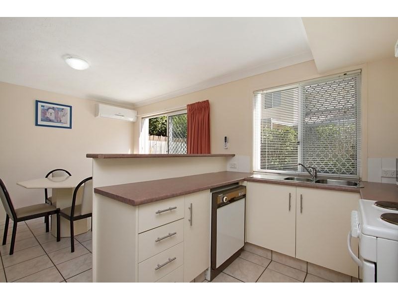 142/2 Coolgardie Street, Elanora QLD 4221