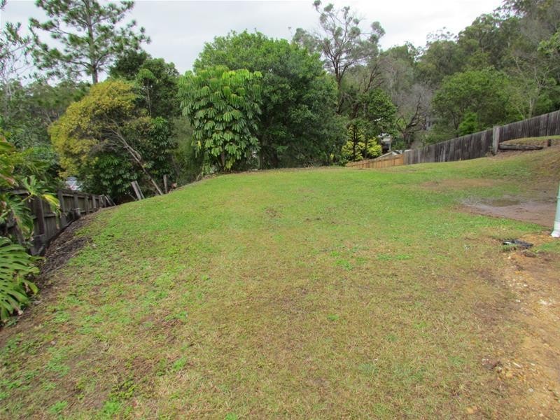 8 Hillier Street, Currumbin Waters QLD 4223