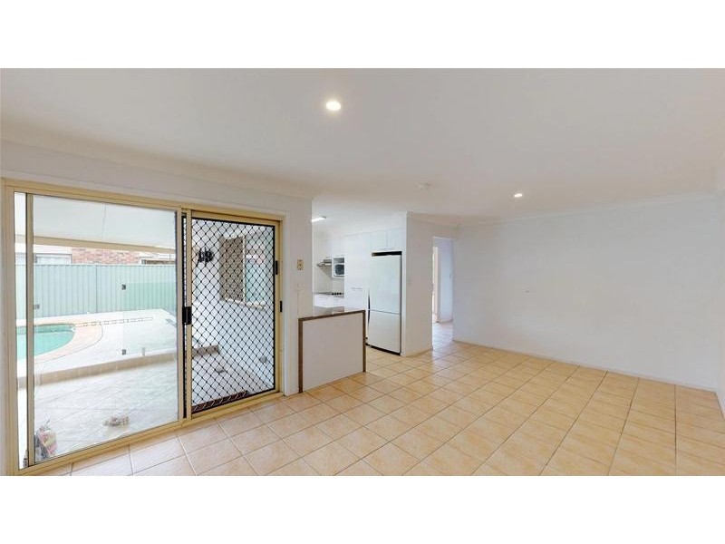 58  Avocado  Street, Elanora QLD 4221