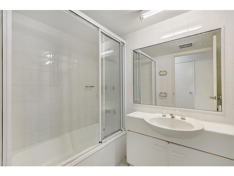 2/2 Seventeenth Avenue, Palm Beach QLD 4221