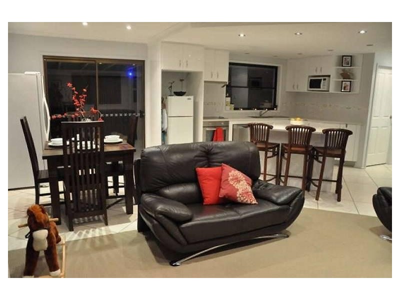 18 Ware Drive, Currumbin Waters QLD 4223