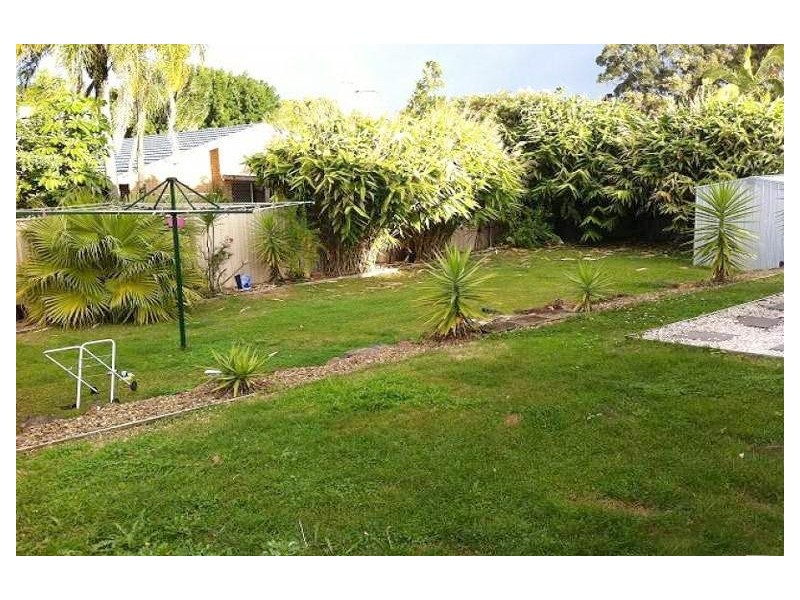 18 Ware Drive, Currumbin Waters QLD 4223