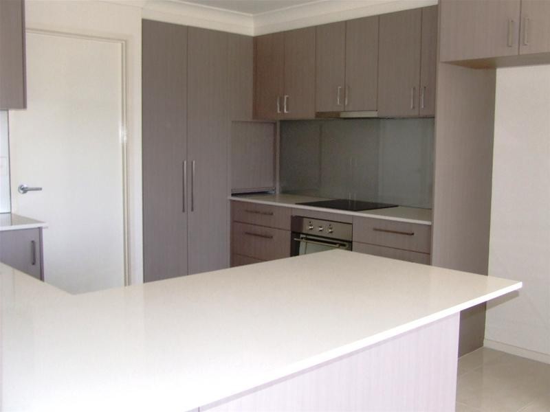 2 Myrtle Court, Palm Beach QLD 4221