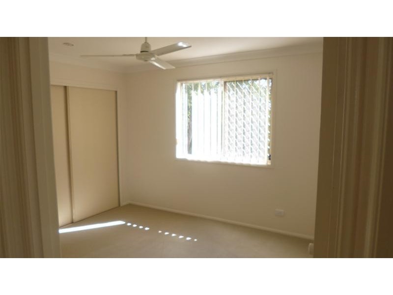 41 Hibertia Avenue, Elanora QLD 4221