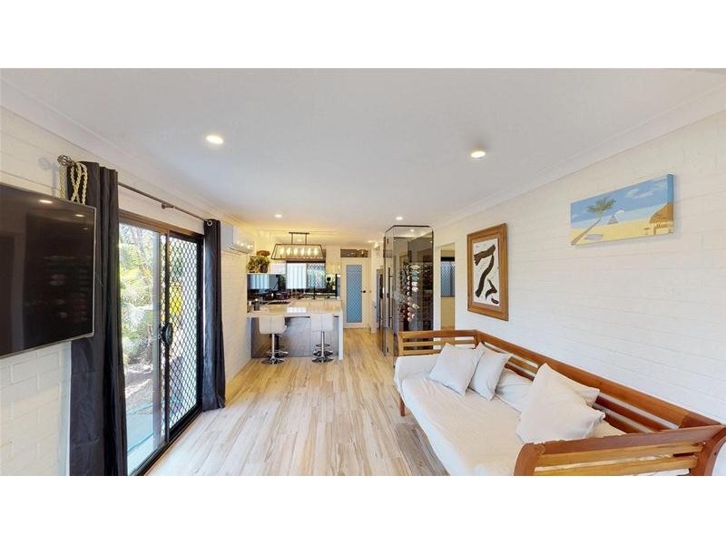 1/34 Guineas Creek Road, Currumbin Waters QLD 4223