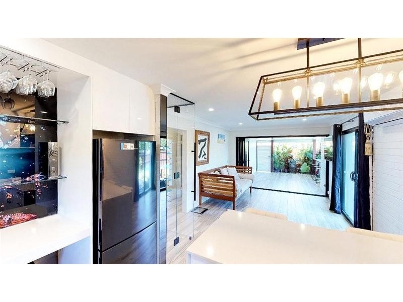 1/34 Guineas Creek Road, Currumbin Waters QLD 4223