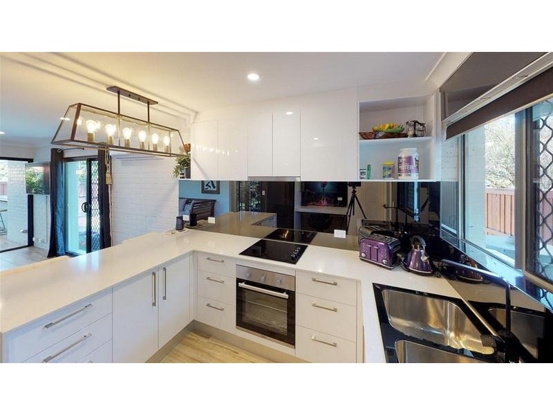 1/34 Guineas Creek Road, Currumbin Waters QLD 4223