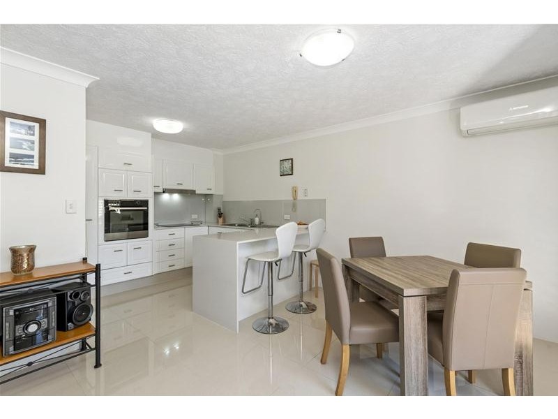 17/143 Golden Four Drive, Bilinga QLD 4225