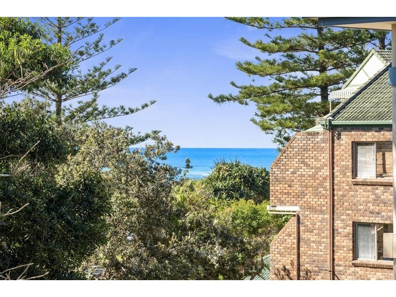 17/143 Golden Four Drive, Bilinga QLD 4225