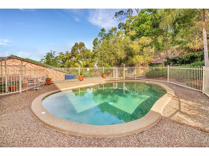 1/2 Simpsons Road, Currumbin Waters QLD 4223