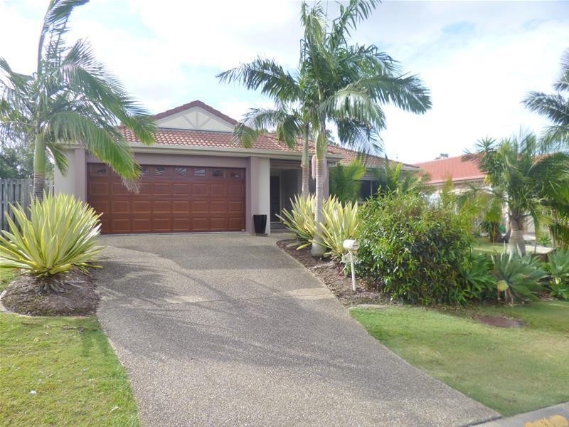 31 Northlakes Drive, Elanora QLD 4221