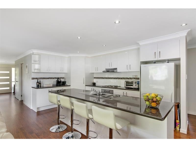 18 Aethalia Street, Currumbin Waters QLD 4223