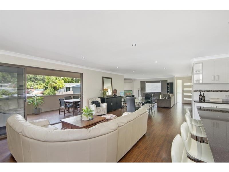 18 Aethalia Street, Currumbin Waters QLD 4223