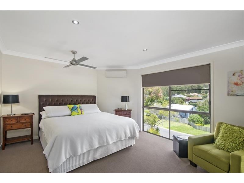 18 Aethalia Street, Currumbin Waters QLD 4223