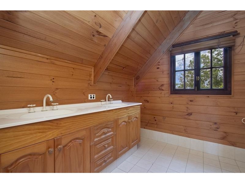 27 Wattlebird Court, Currumbin Valley QLD 4223