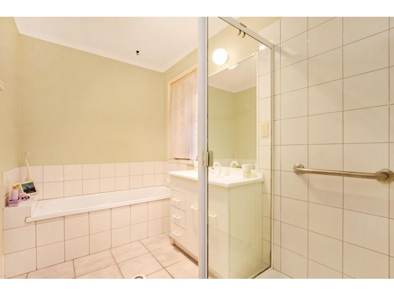 2/41G Murtha Drive, Elanora QLD 4221