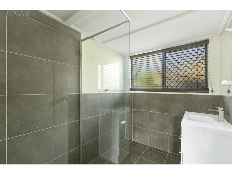 1/29 Tallebudgera Drive, Palm Beach QLD 4221