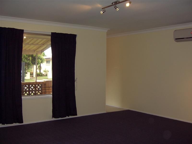 9 Iluka Street, Palm Beach QLD 4221