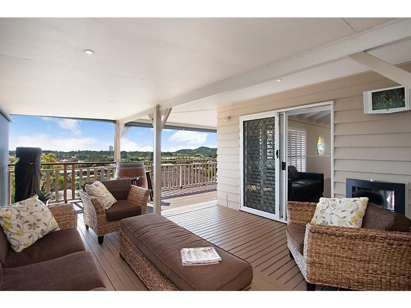 10 Myco Court, Elanora QLD 4221