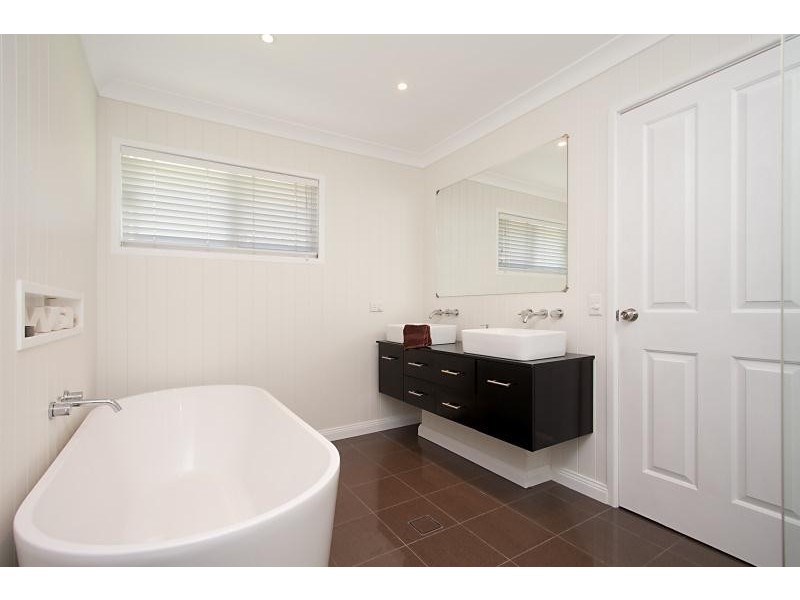 10 Myco Court, Elanora QLD 4221