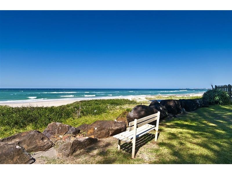 29 Twenty Third Avenue, Palm Beach QLD 4221