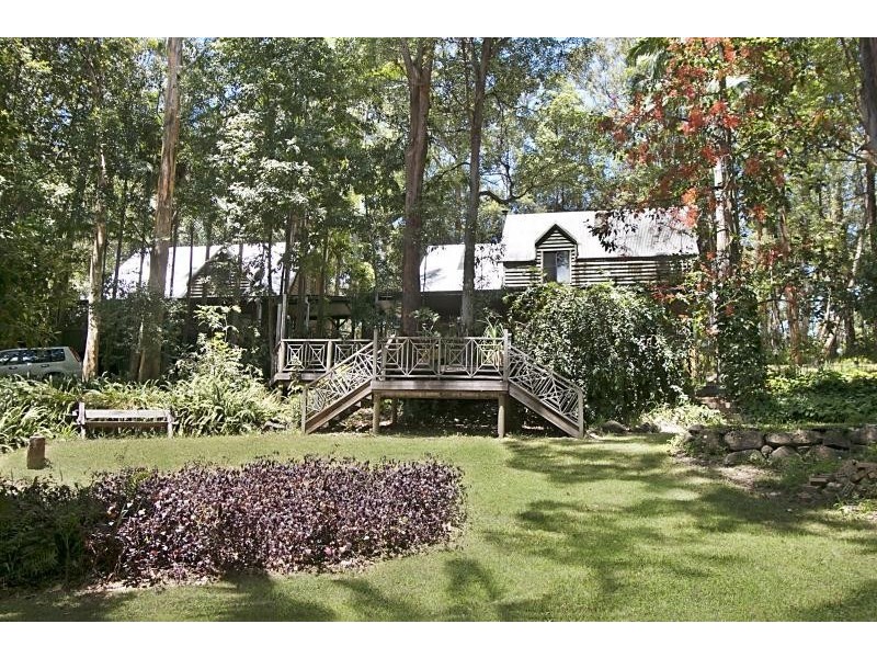 1 Tyalla Court, Tallebudgera QLD 4228