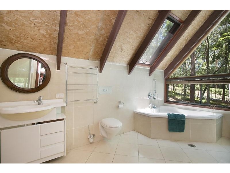 1 Tyalla Court, Tallebudgera QLD 4228