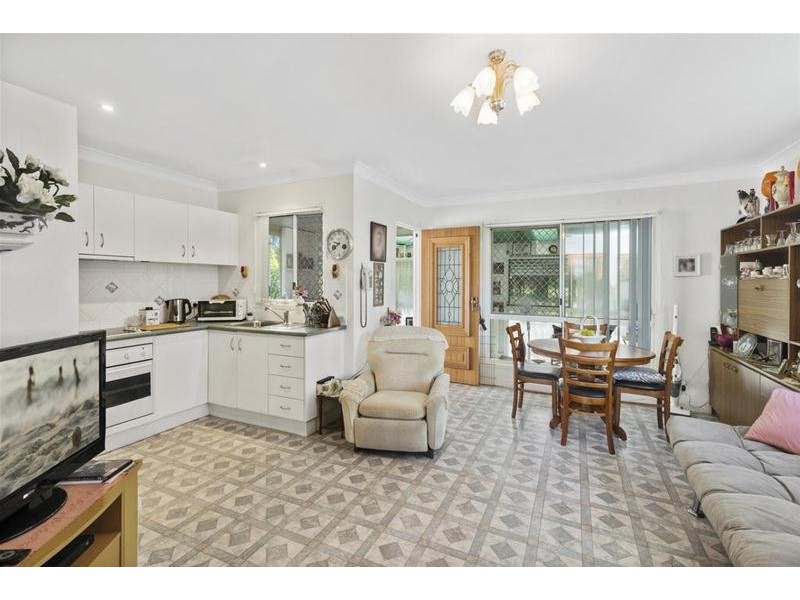 2B Reynton Street, Currumbin Waters QLD 4223