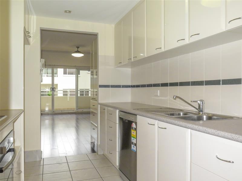 31/14 Jefferson Lane, Palm Beach QLD 4221