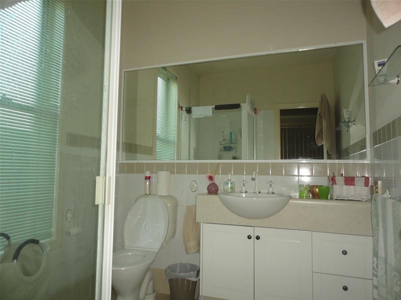 20 Illinois Court, Varsity Lakes QLD 4227