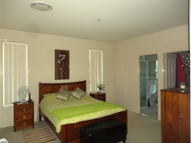 20 Illinois Court, Varsity Lakes QLD 4227