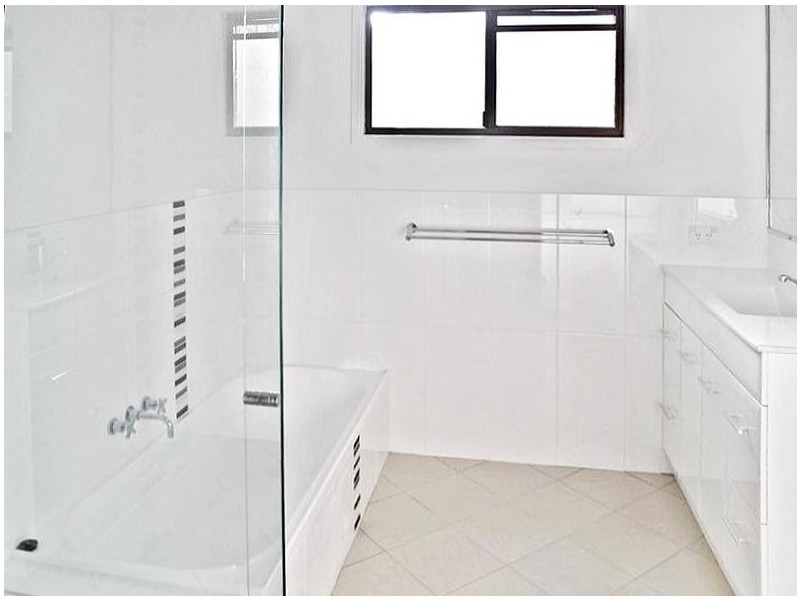 8/67 Mitchell Avenue, Currumbin QLD 4223